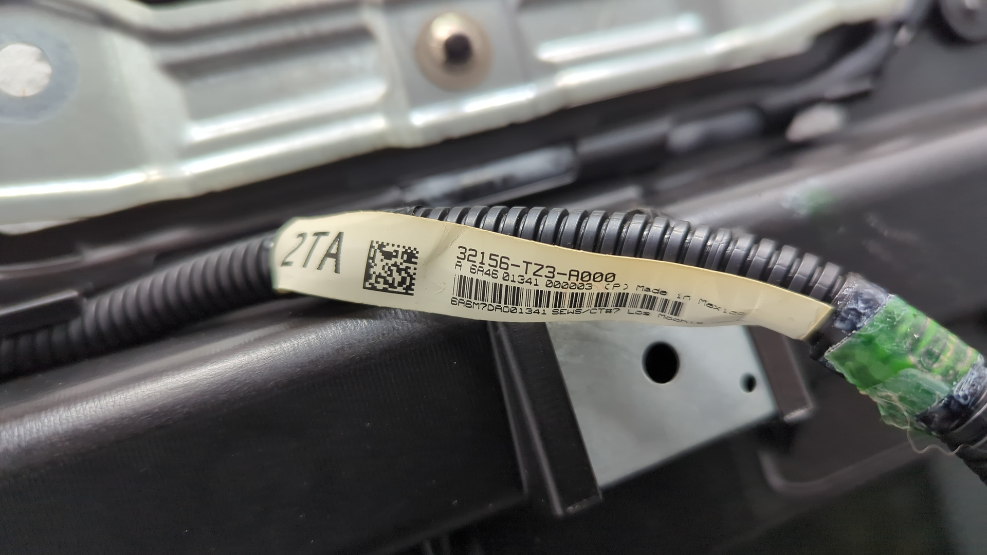 Люк в сборе электрический