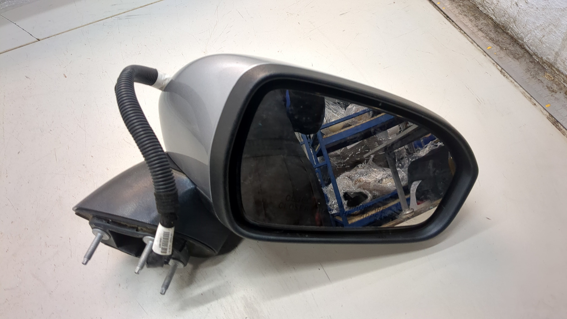 Зеркало правое электрическое