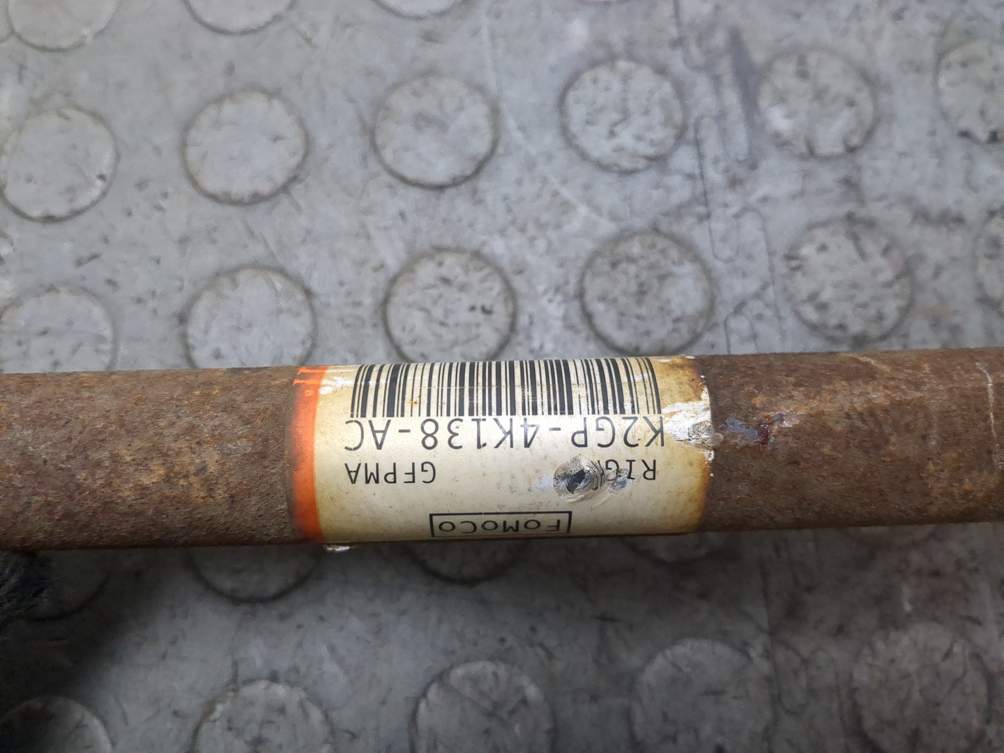 Полуось задняя правая