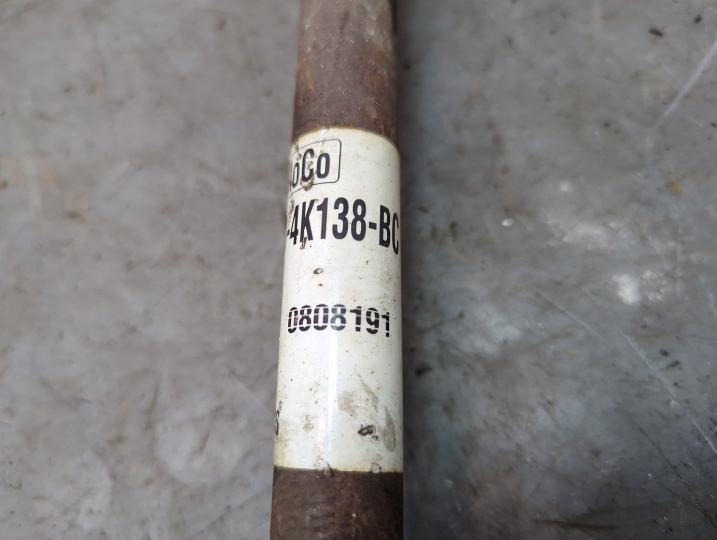 Полуось задняя