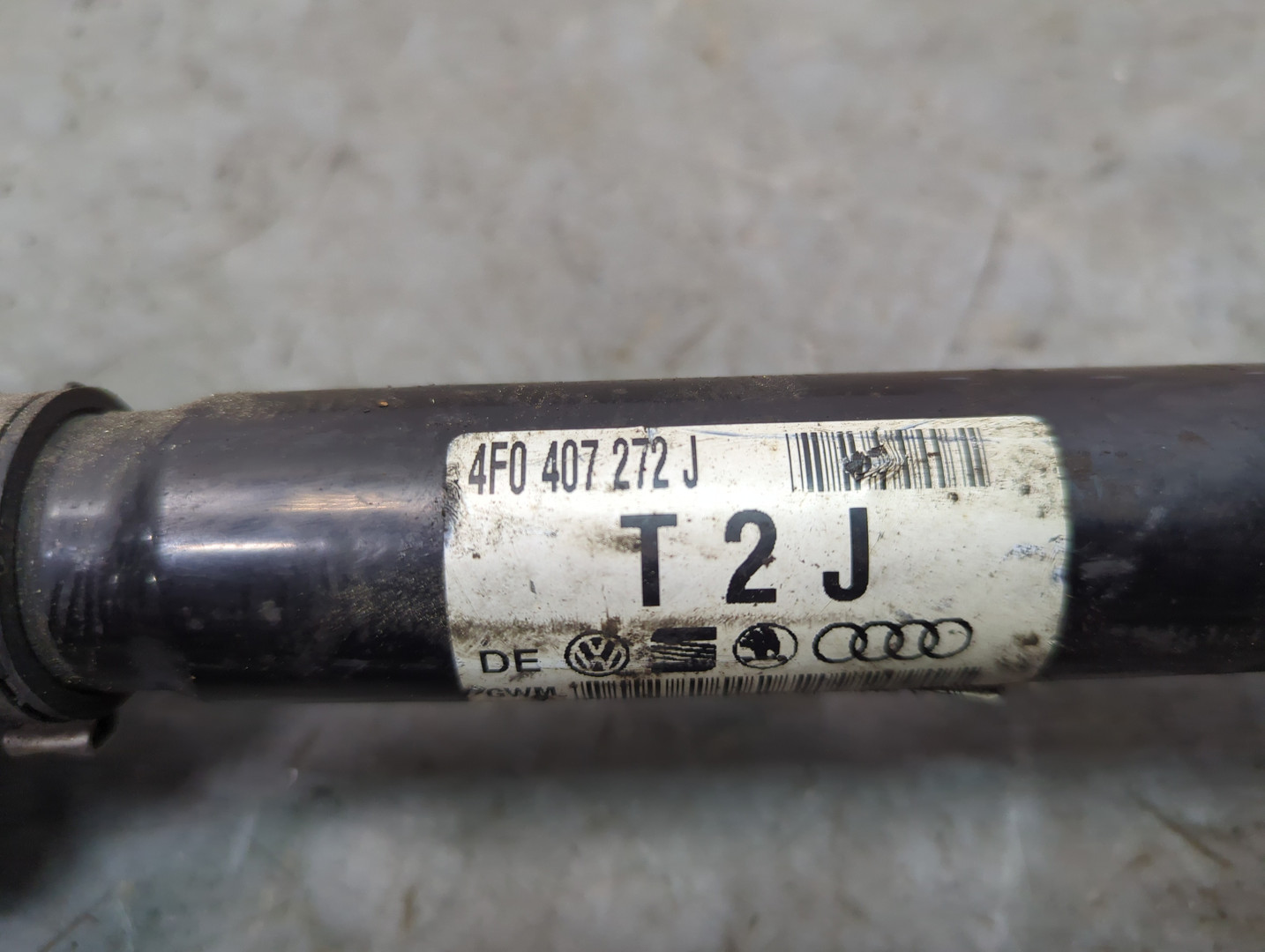 Полуось передняя правая