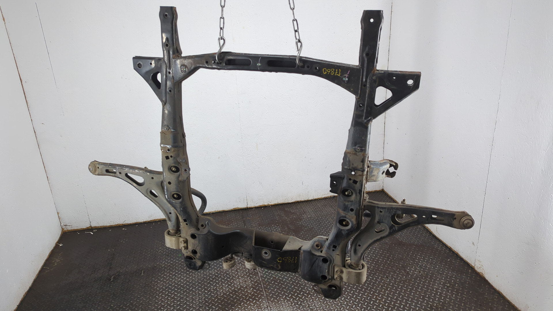 Балка подмоторная