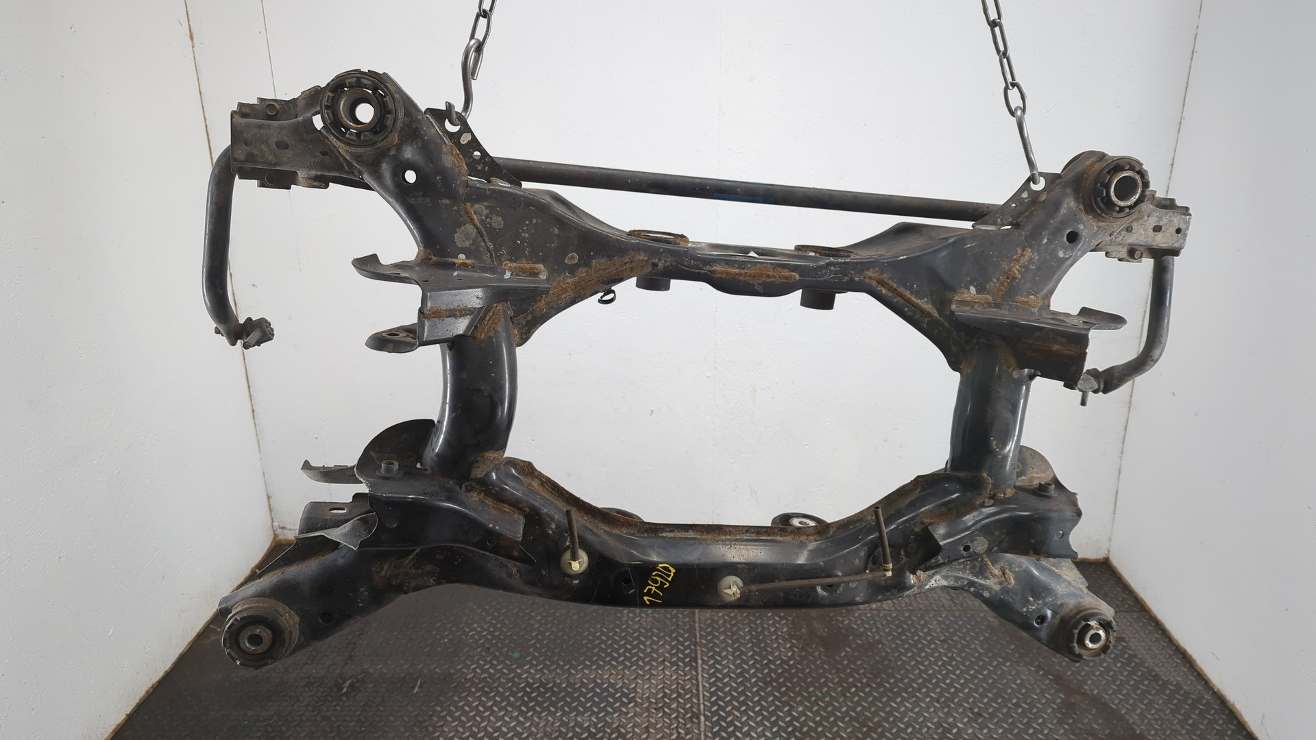 Балка задняя