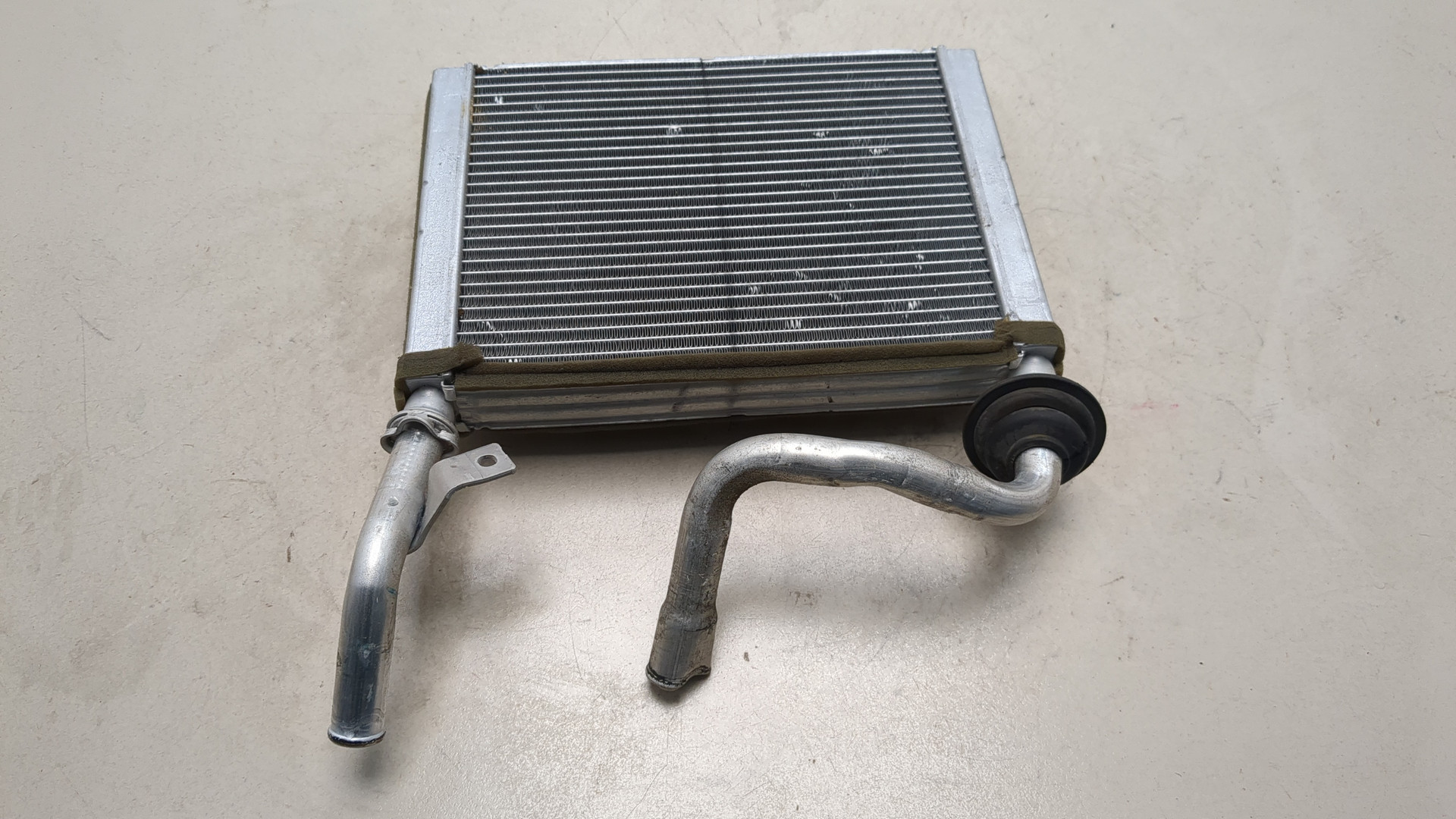 Радиатор отопителя