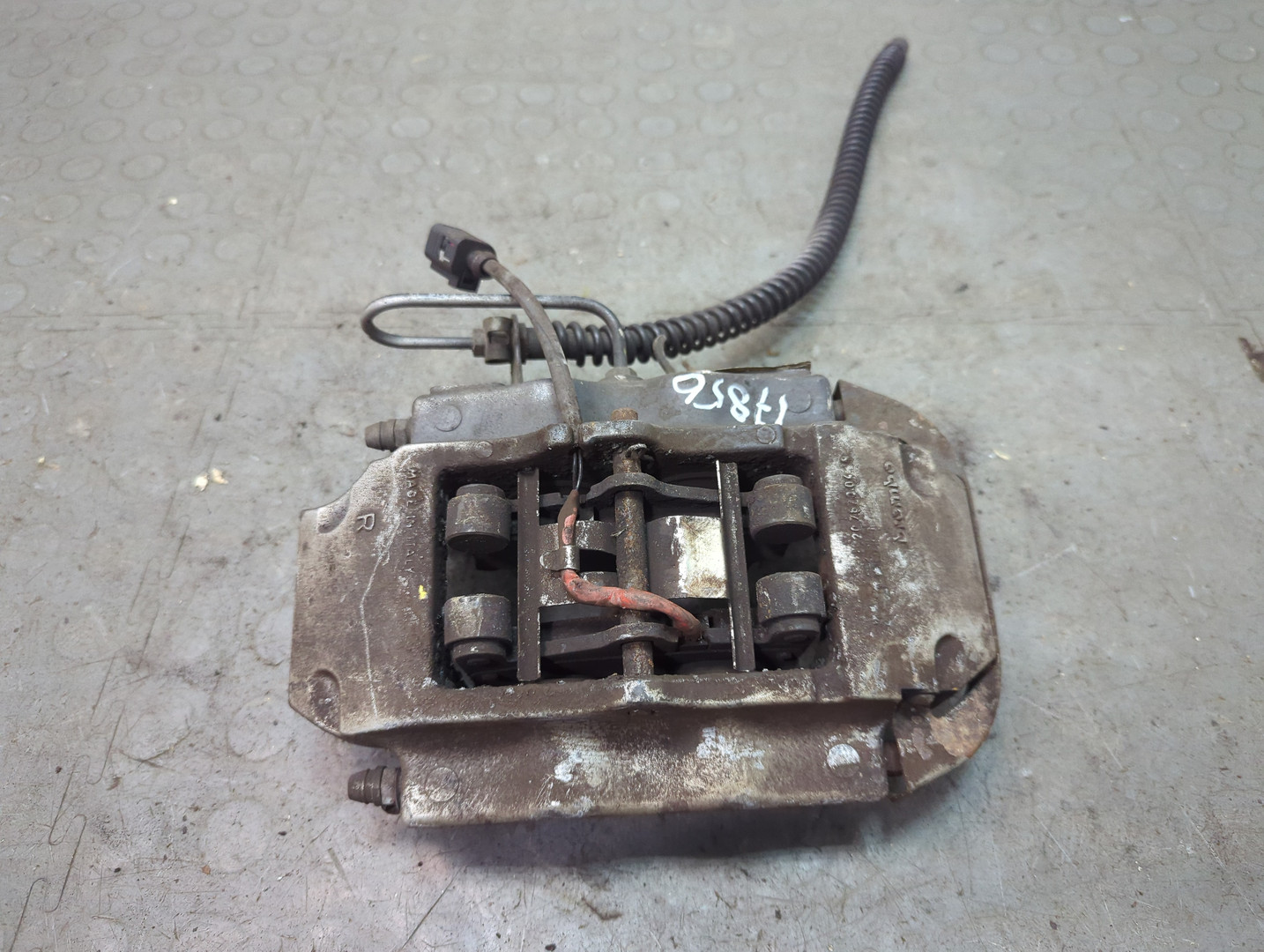 Суппорт задний правый