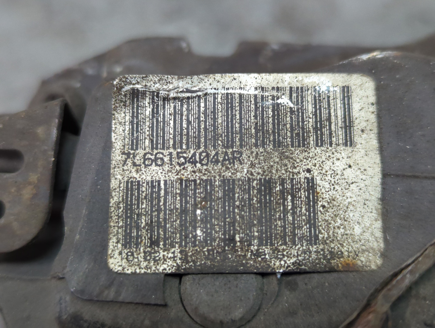 Суппорт задний правый