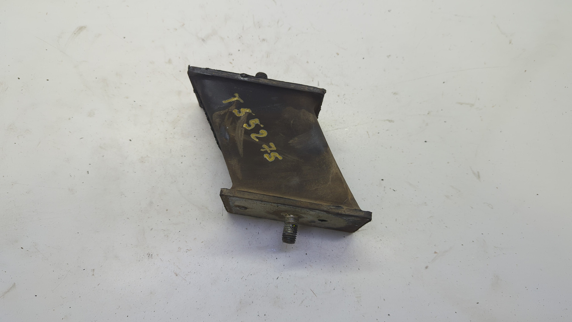 Кронштейн кабины