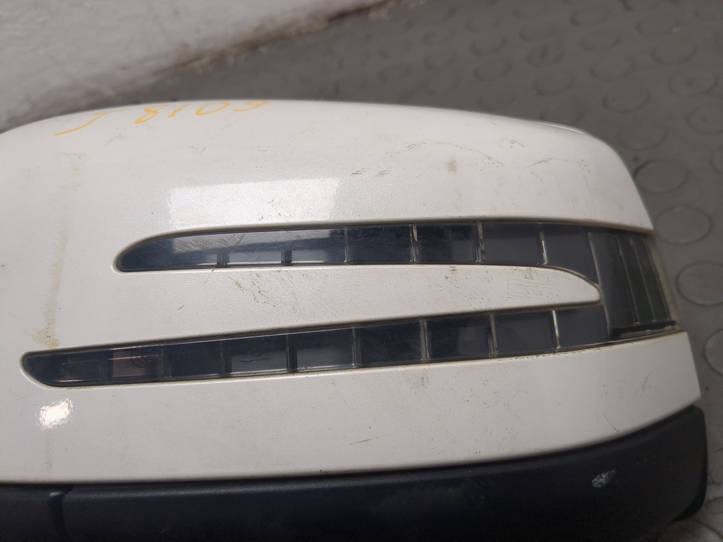 Зеркало левое электрическое