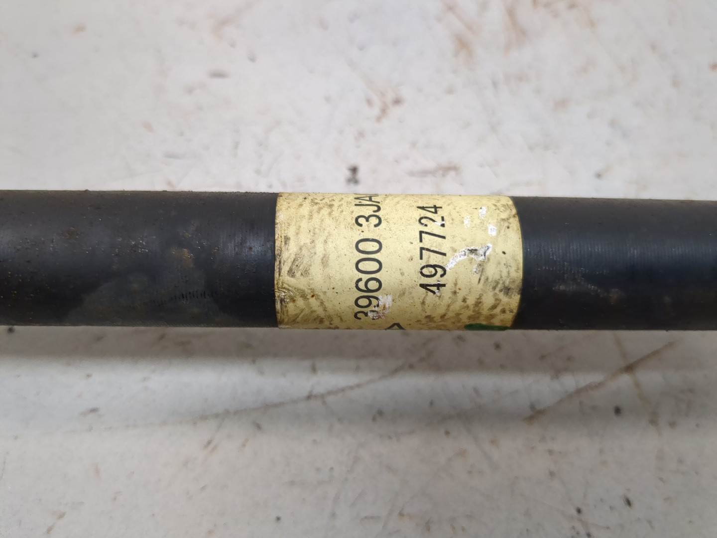 Полуось задняя