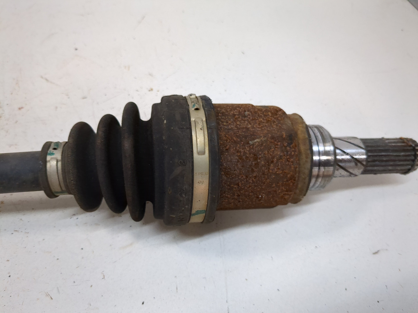 Полуось задняя