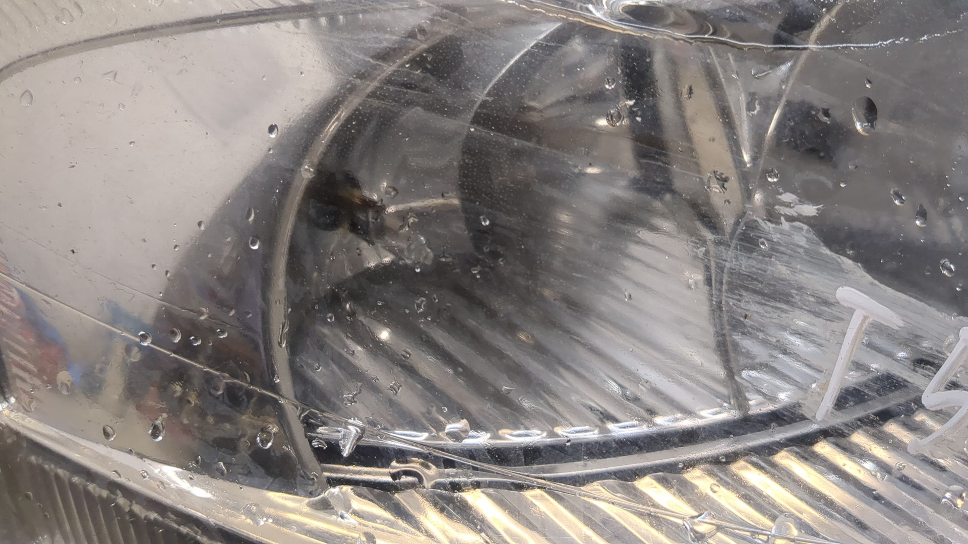 Фара правая