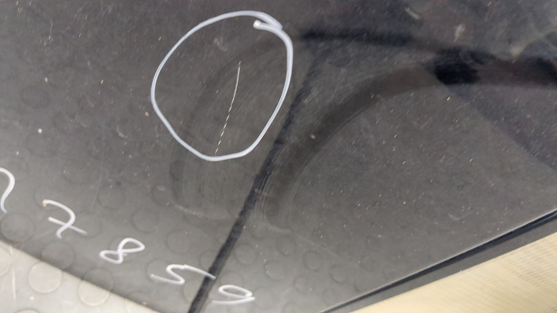 Дверь багажника