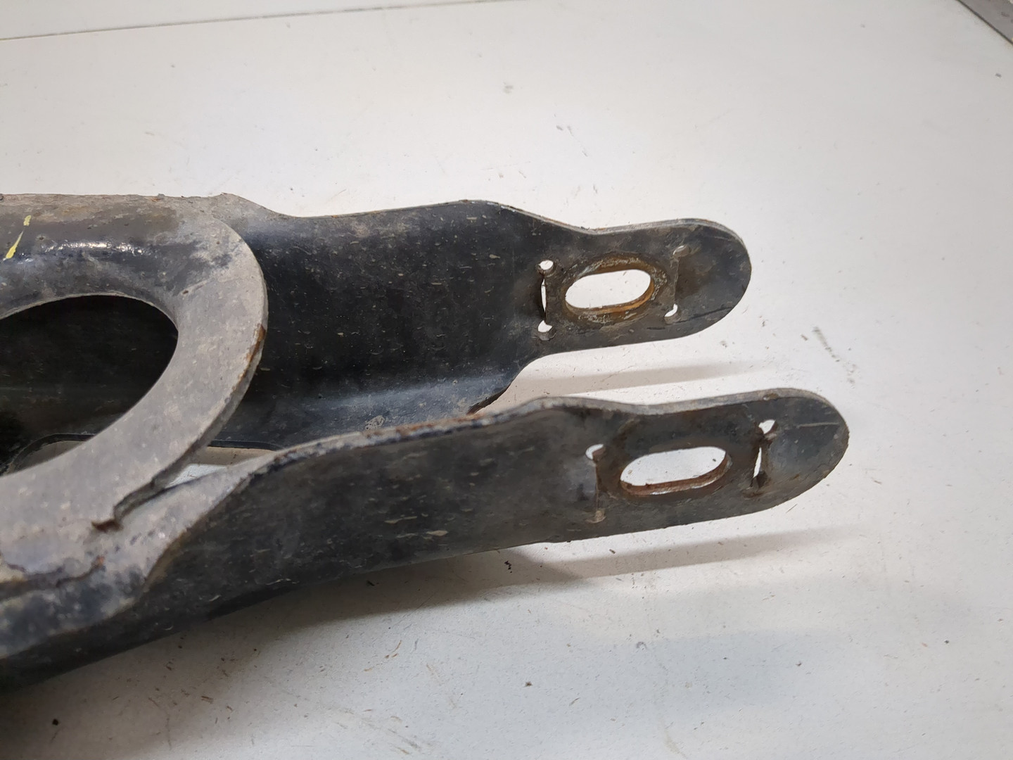 Рычаг задний