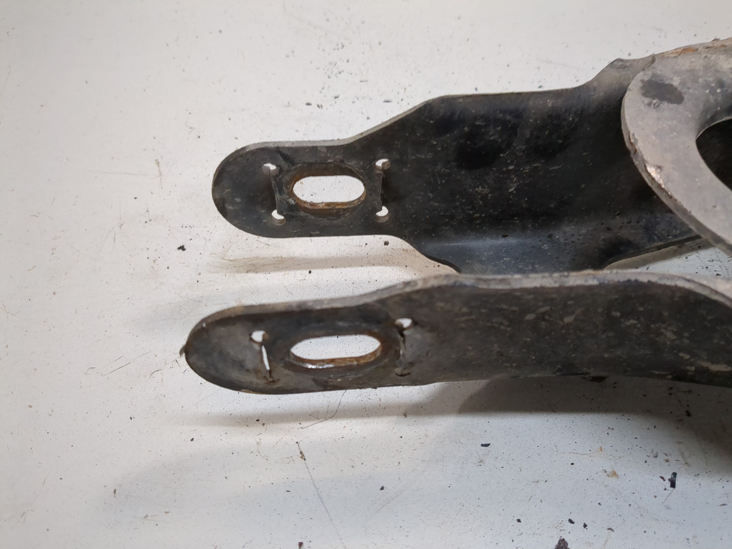 Рычаг задний