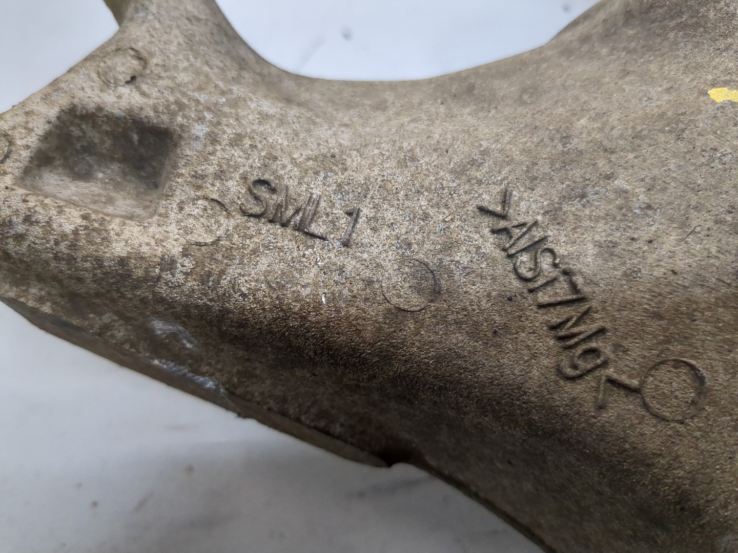 Рычаг задний левый