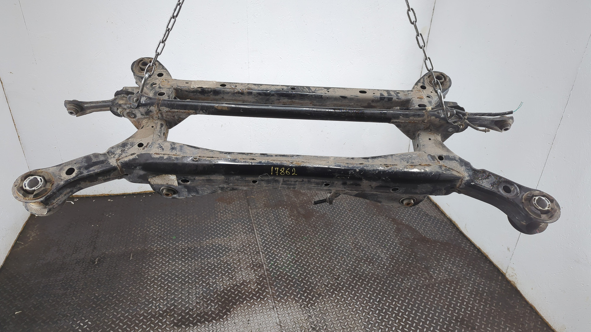 Балка задняя