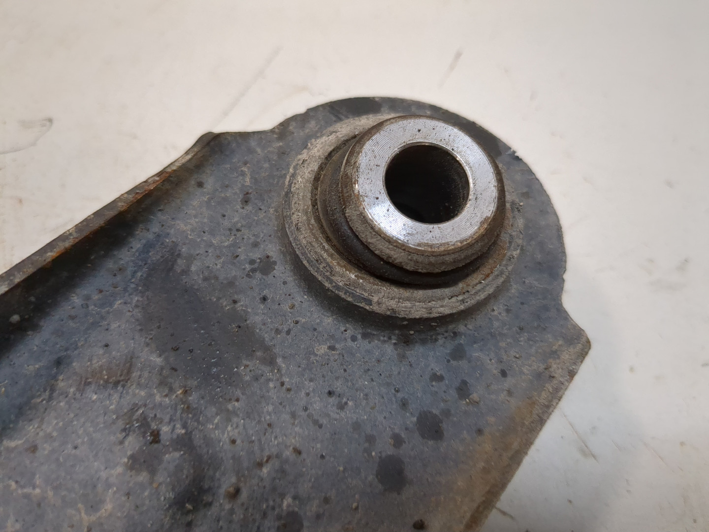 Рычаг задний