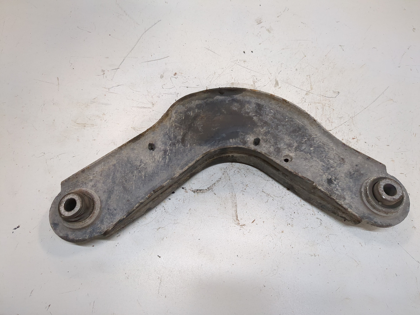 Рычаг задний