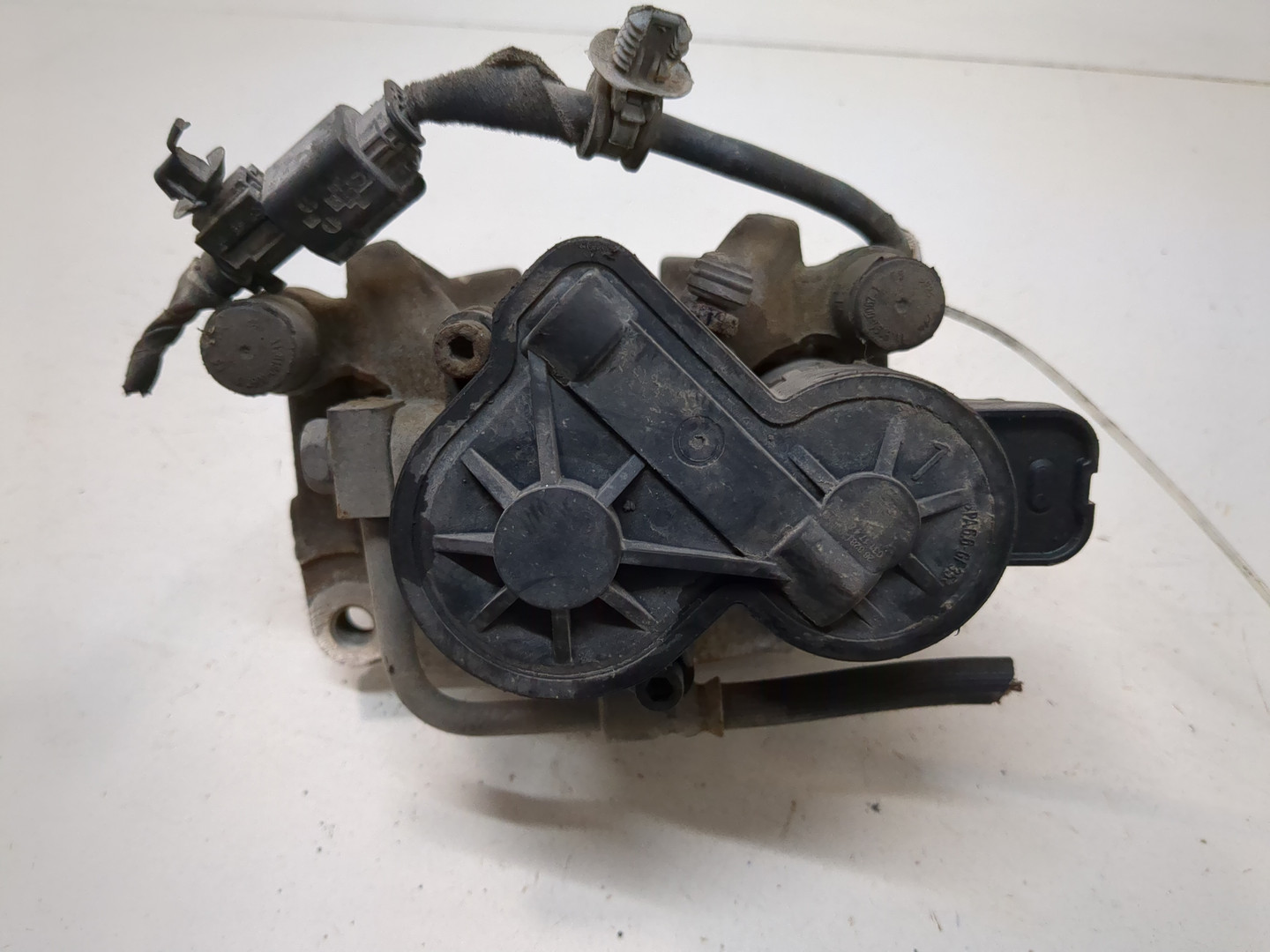 Суппорт задний левый