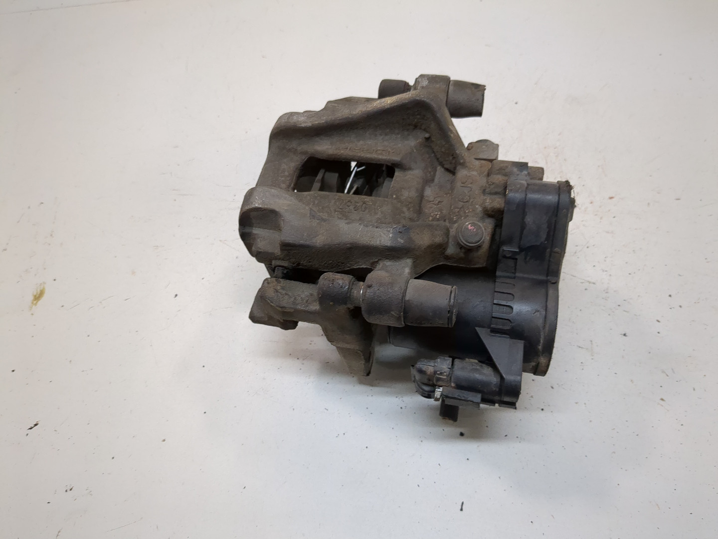 Суппорт задний правый