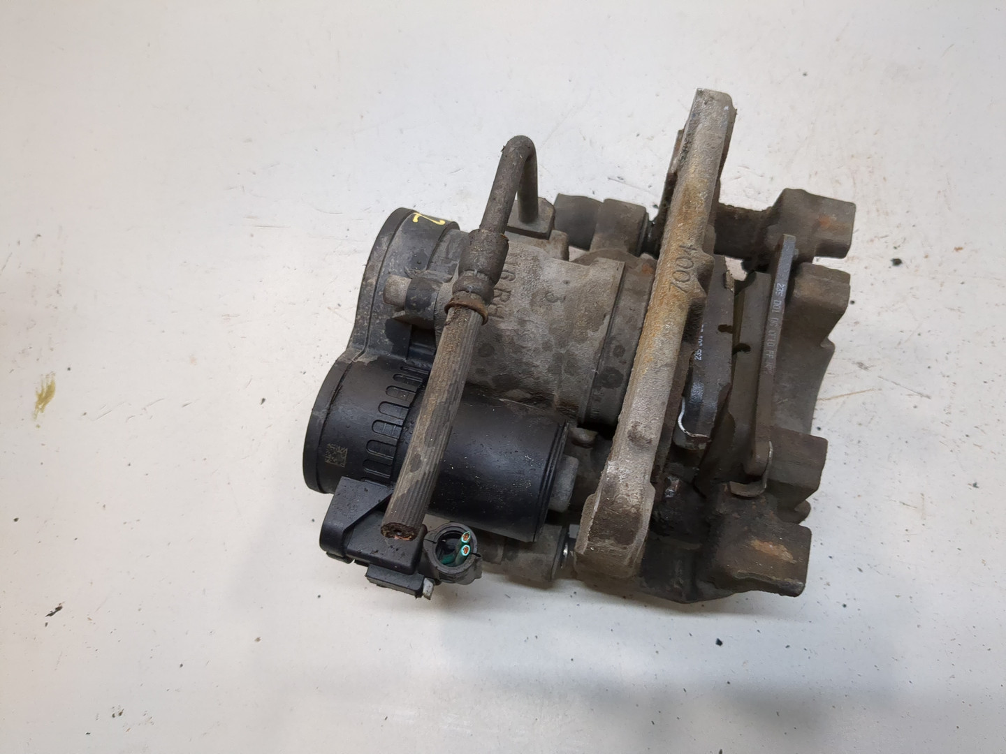 Суппорт задний правый