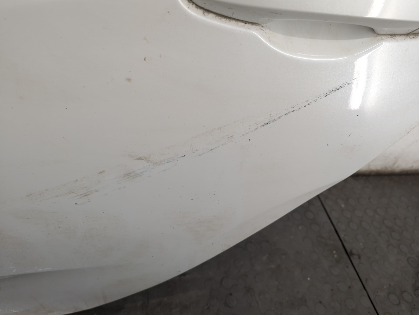 Дверь задняя левая