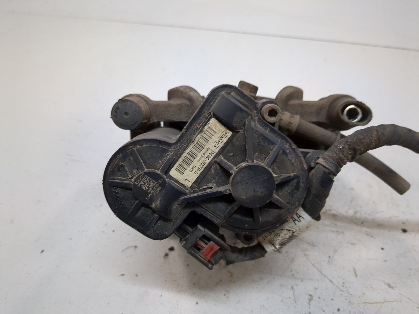 Суппорт задний левый