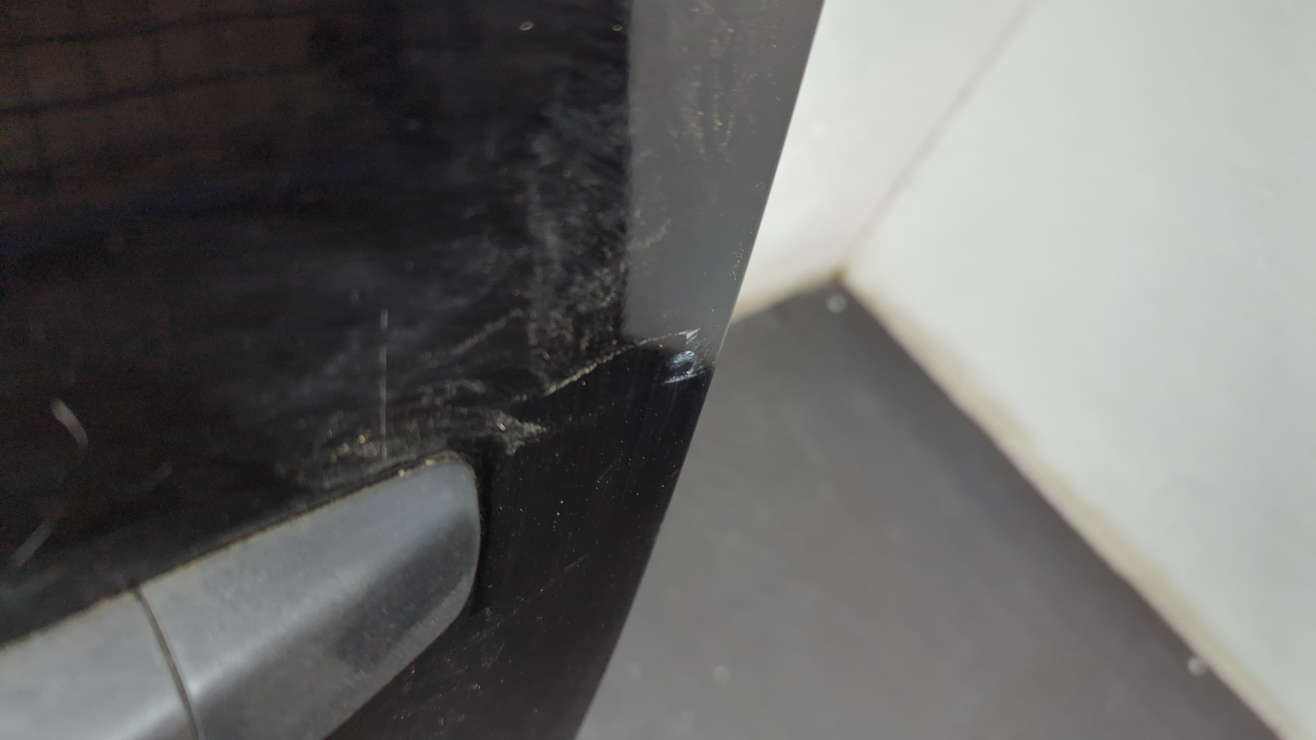 Дверь задняя левая