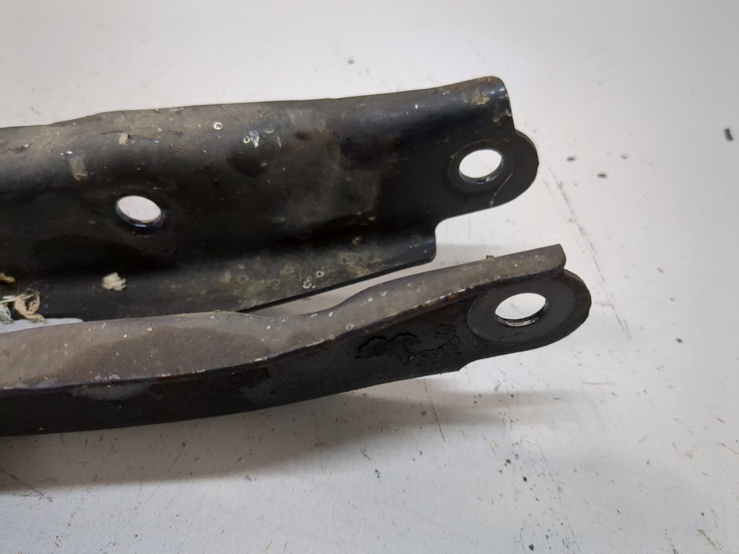 Рычаг задний