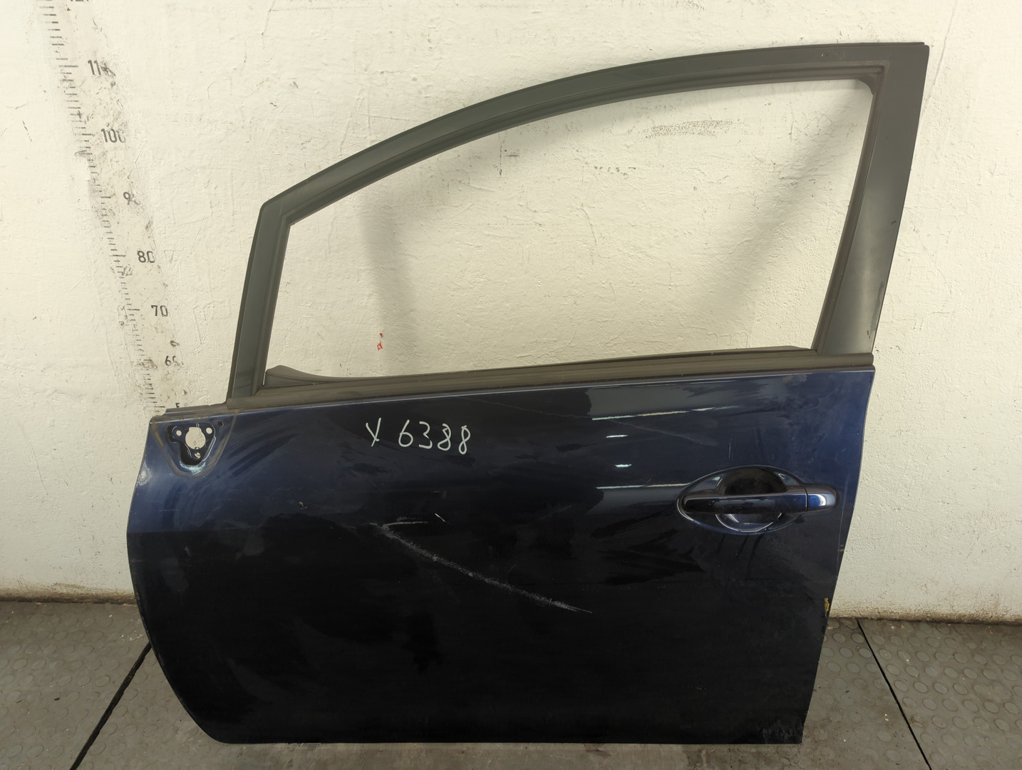 Дверь передняя левая