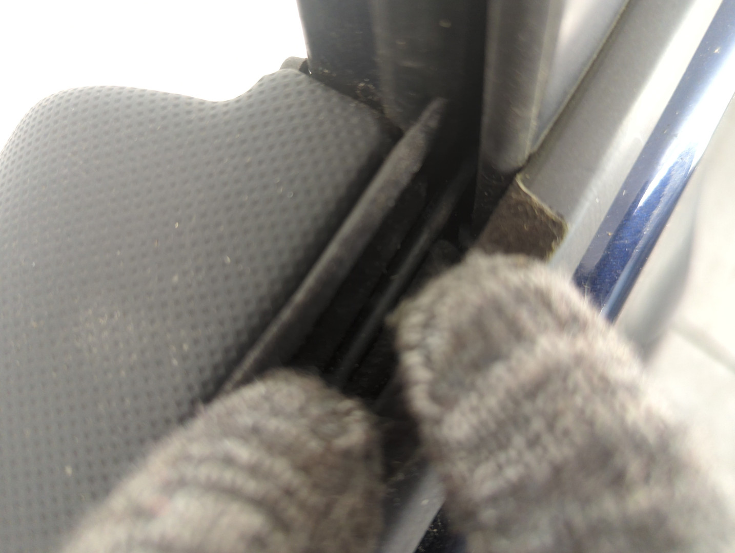 Дверь передняя левая