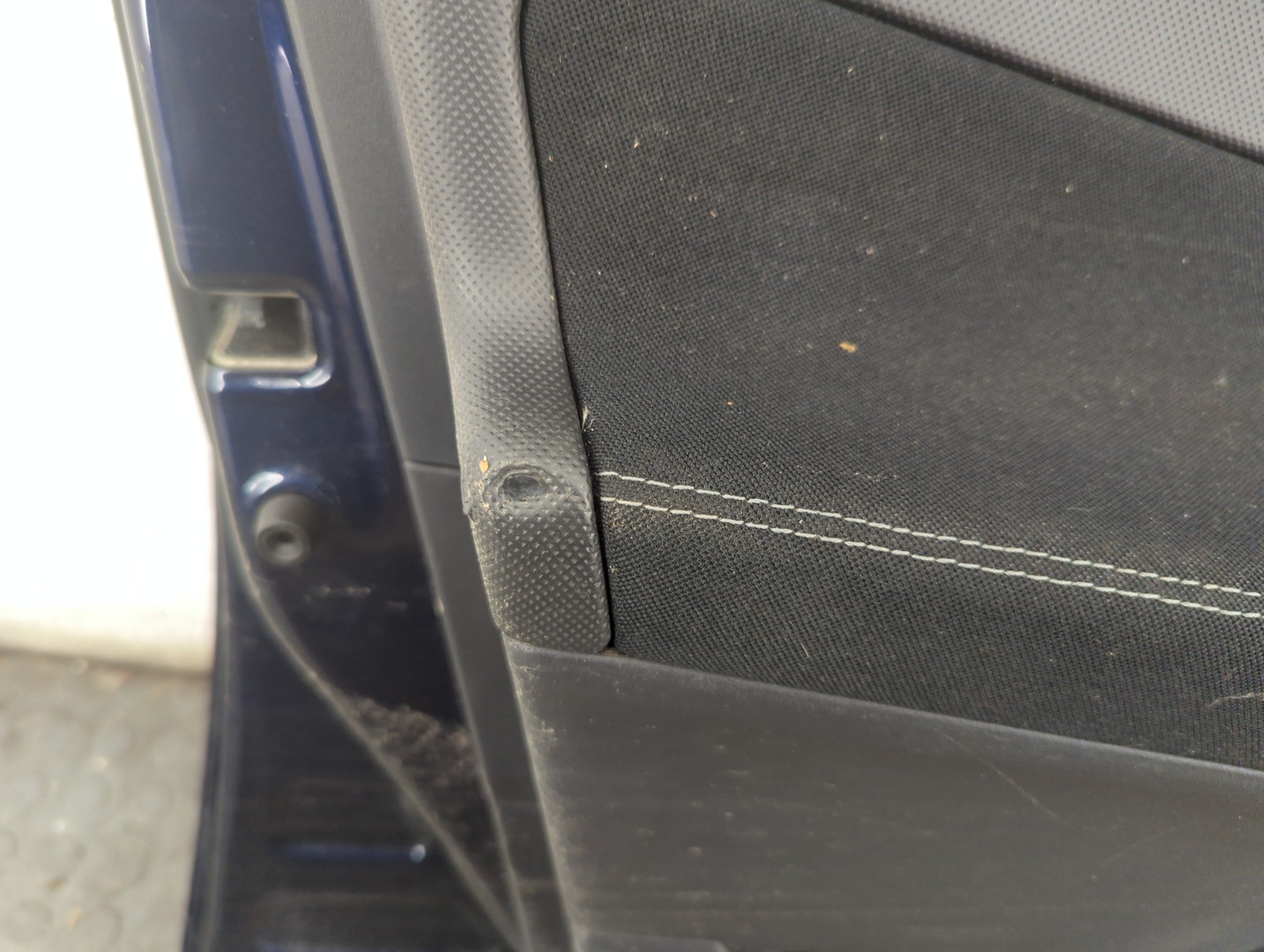 Дверь передняя левая