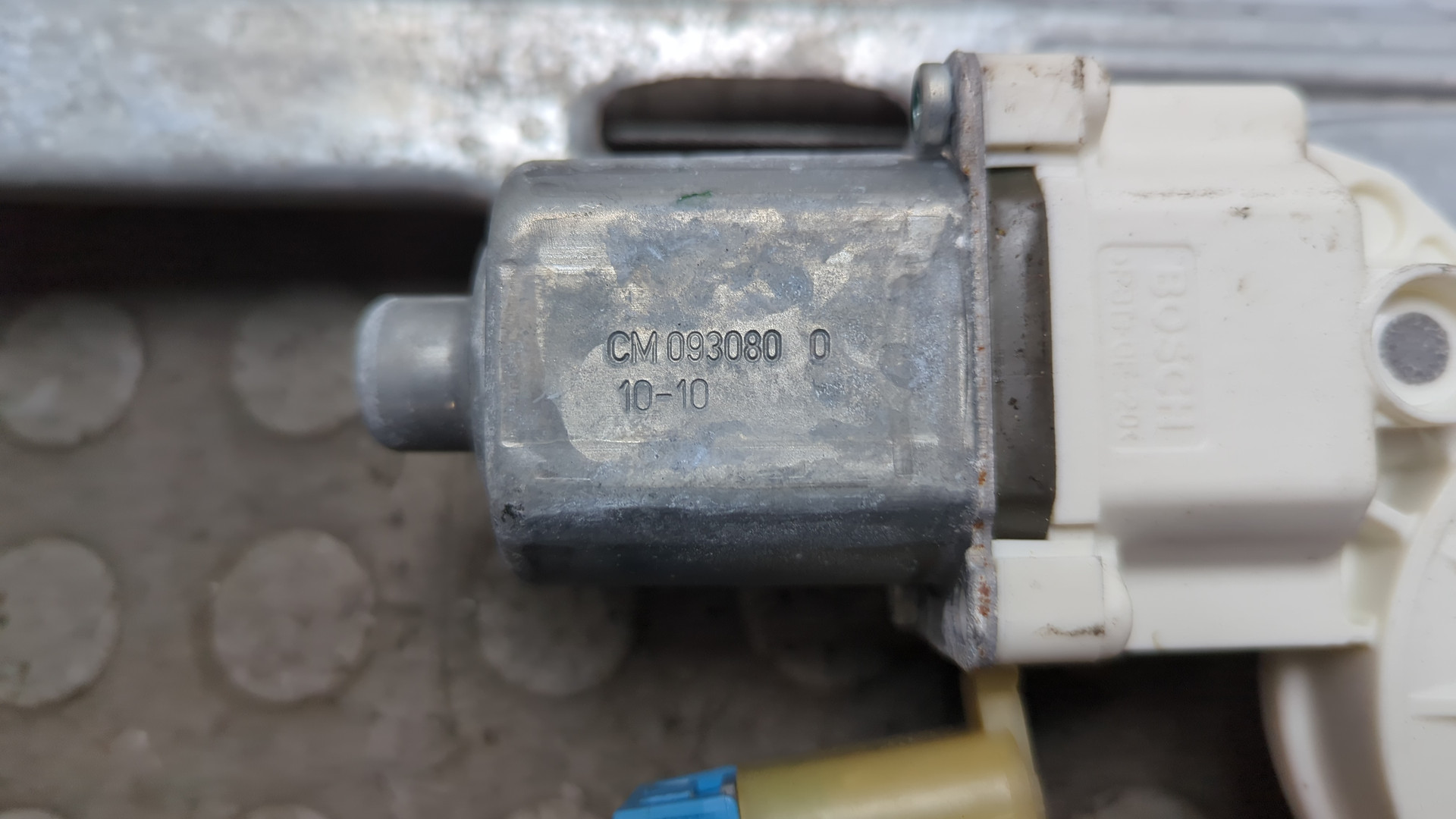 Стеклоподъемник электр. передний правый