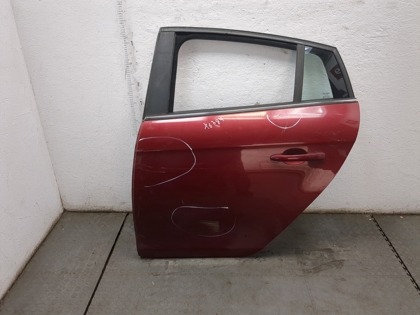 Дверь задняя левая