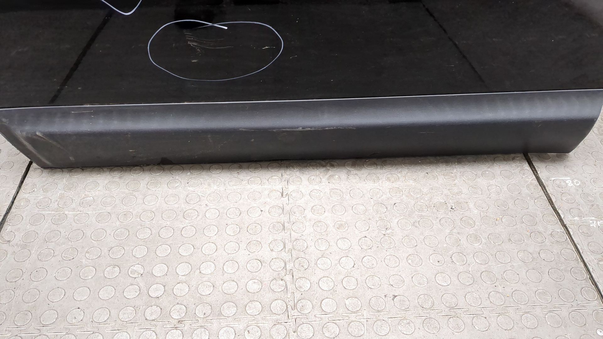 Дверь передняя левая