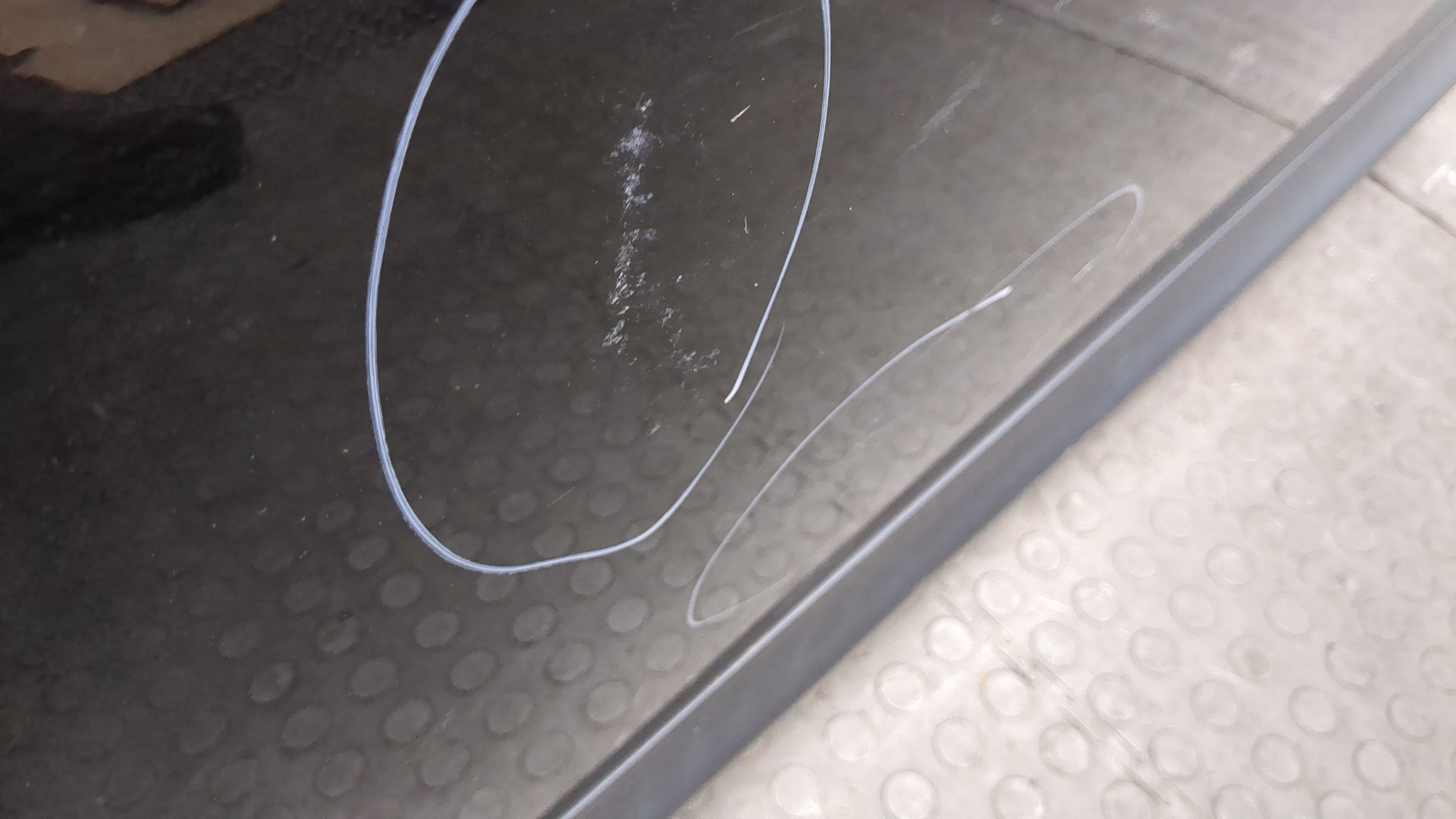 Дверь передняя левая