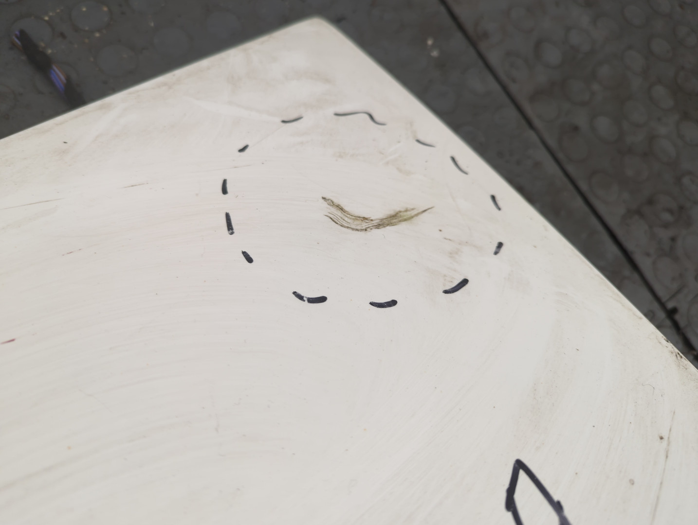 Дверь багажника