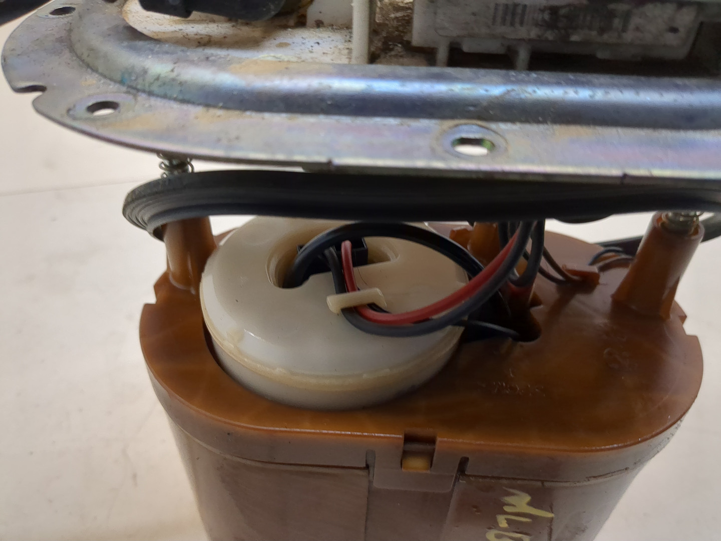 Насос топливный электрический