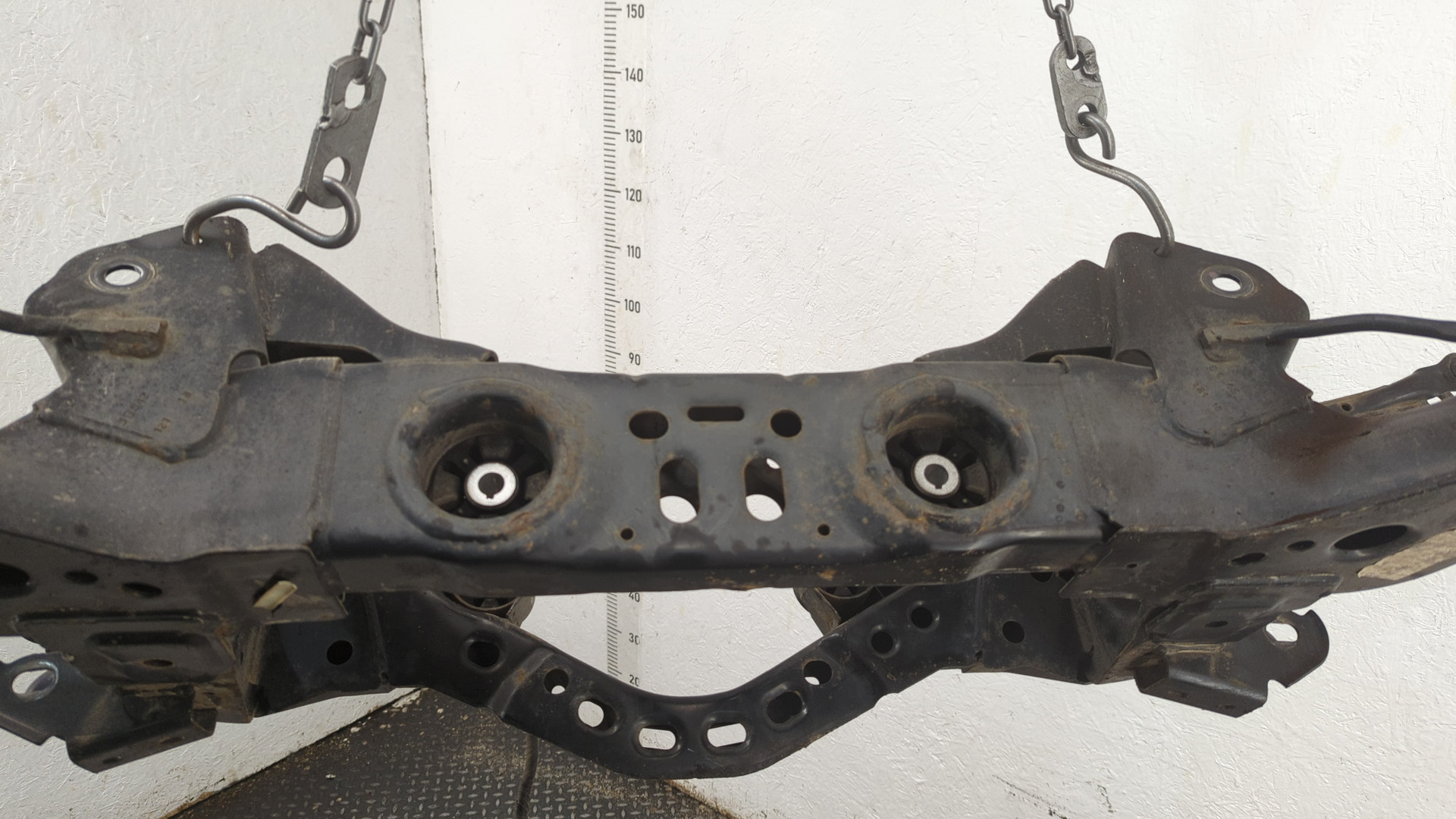 Балка задняя