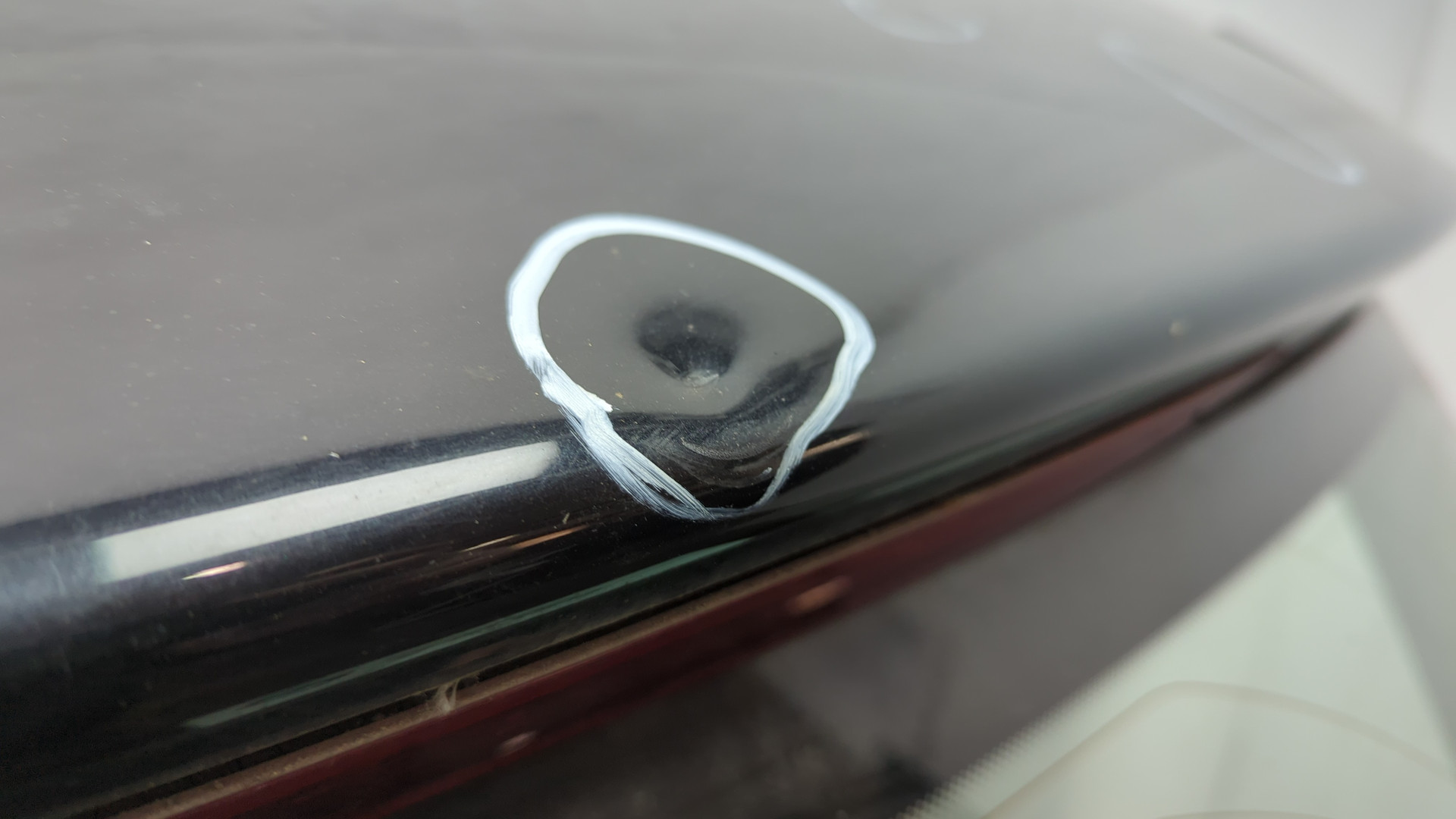 Дверь багажника