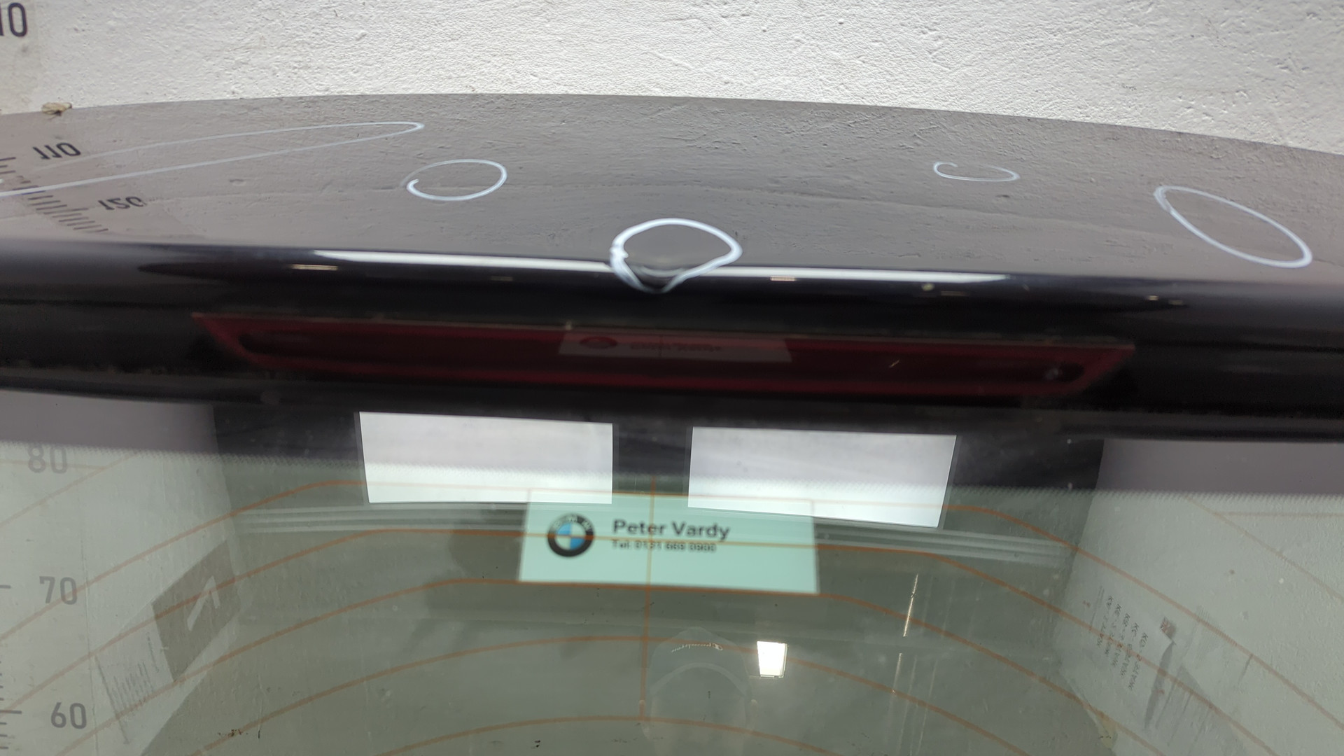 Дверь багажника