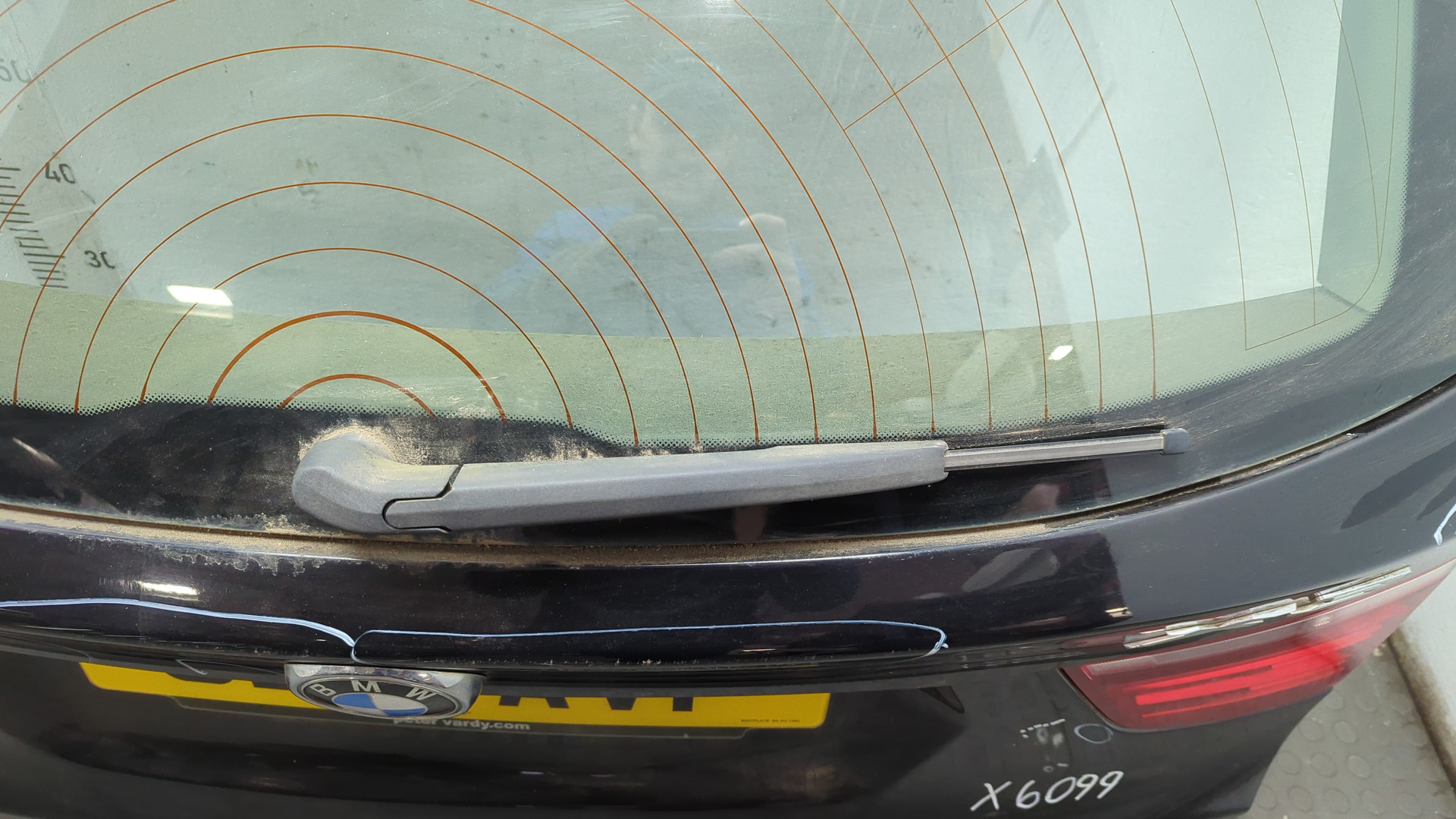 Дверь багажника