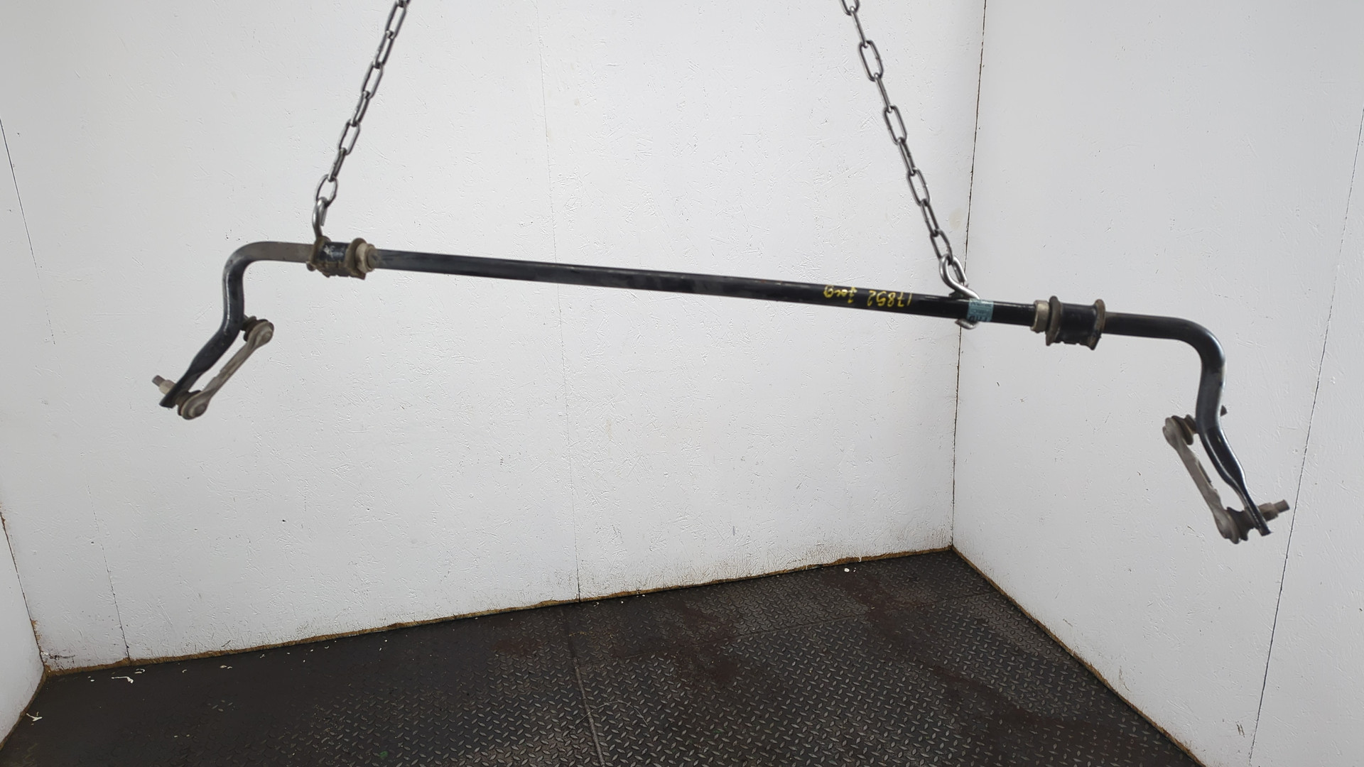 Стабилизатор задний