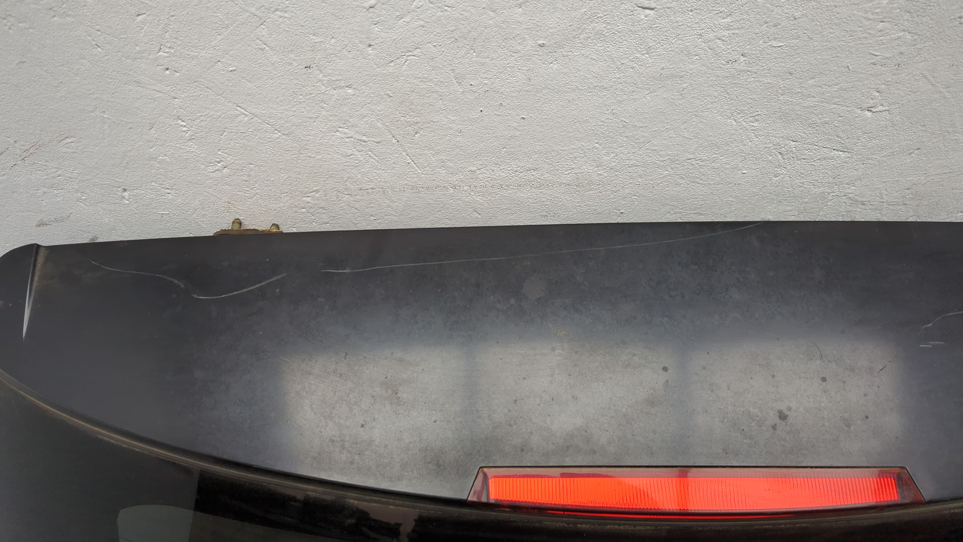 Дверь багажника