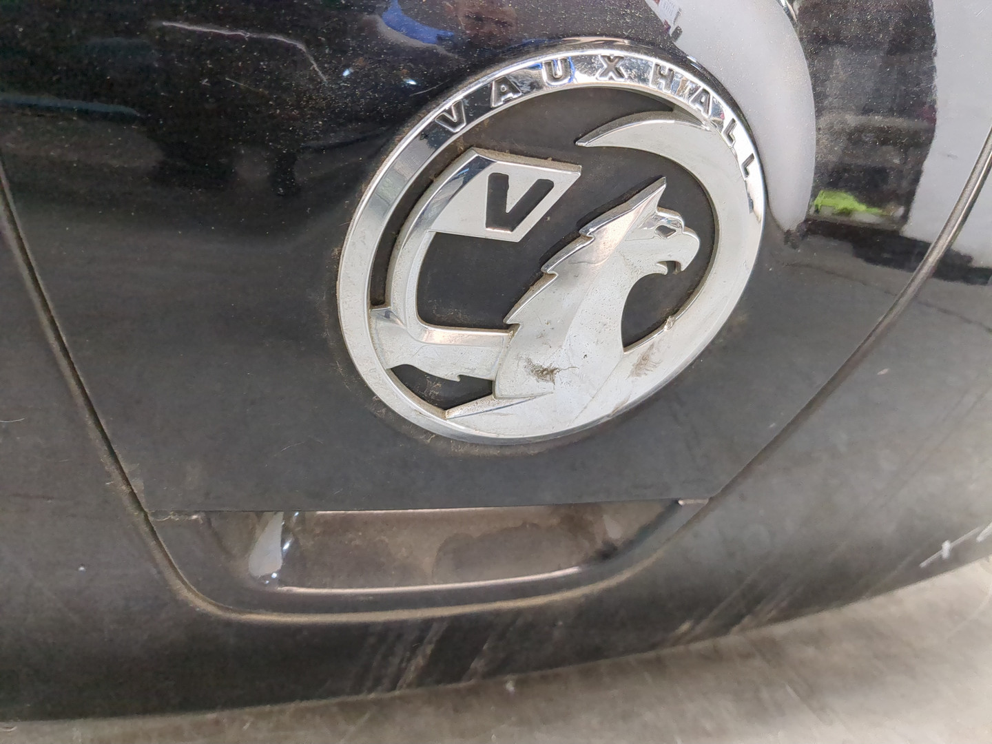 Дверь багажника