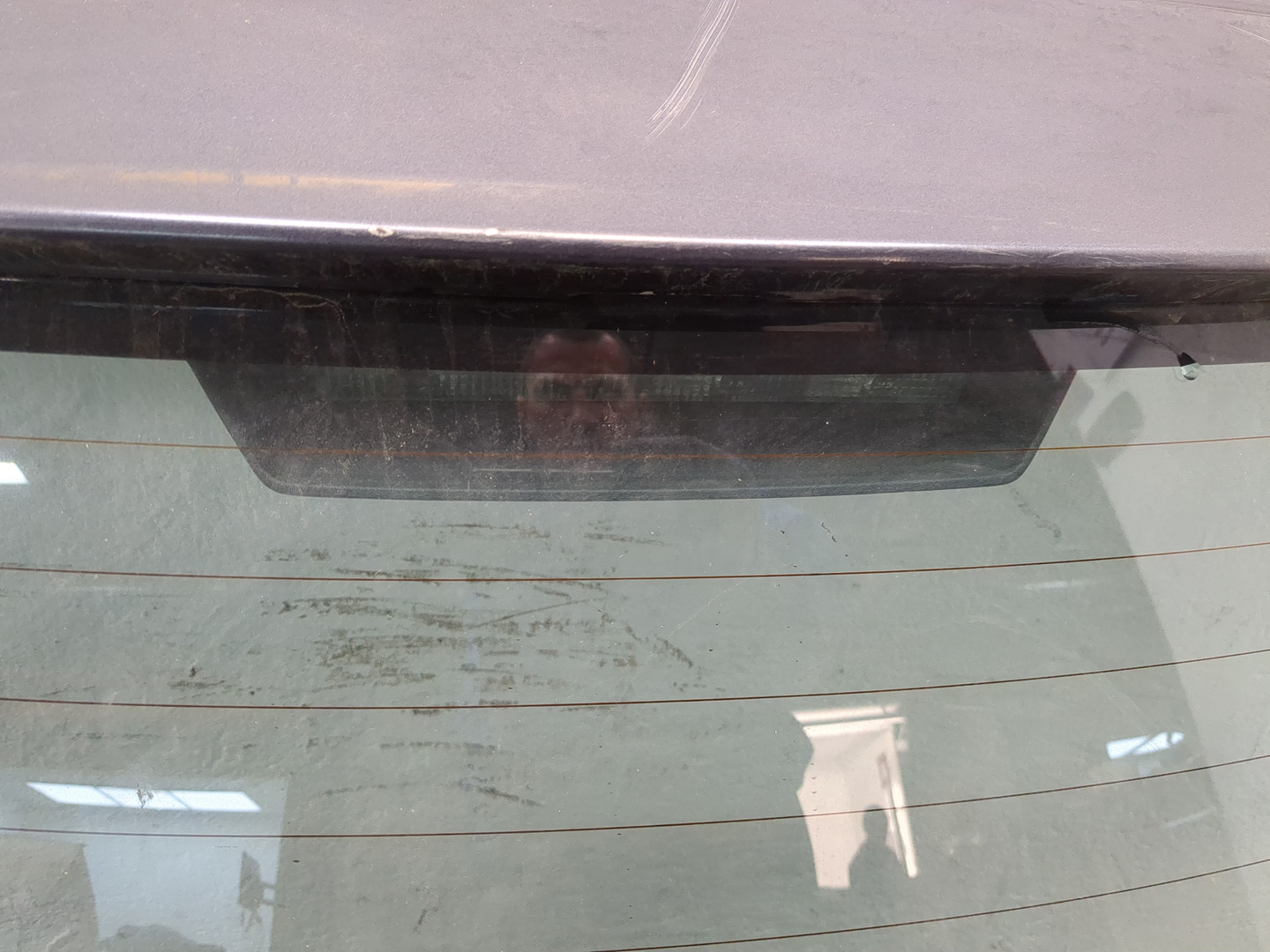 Дверь багажника