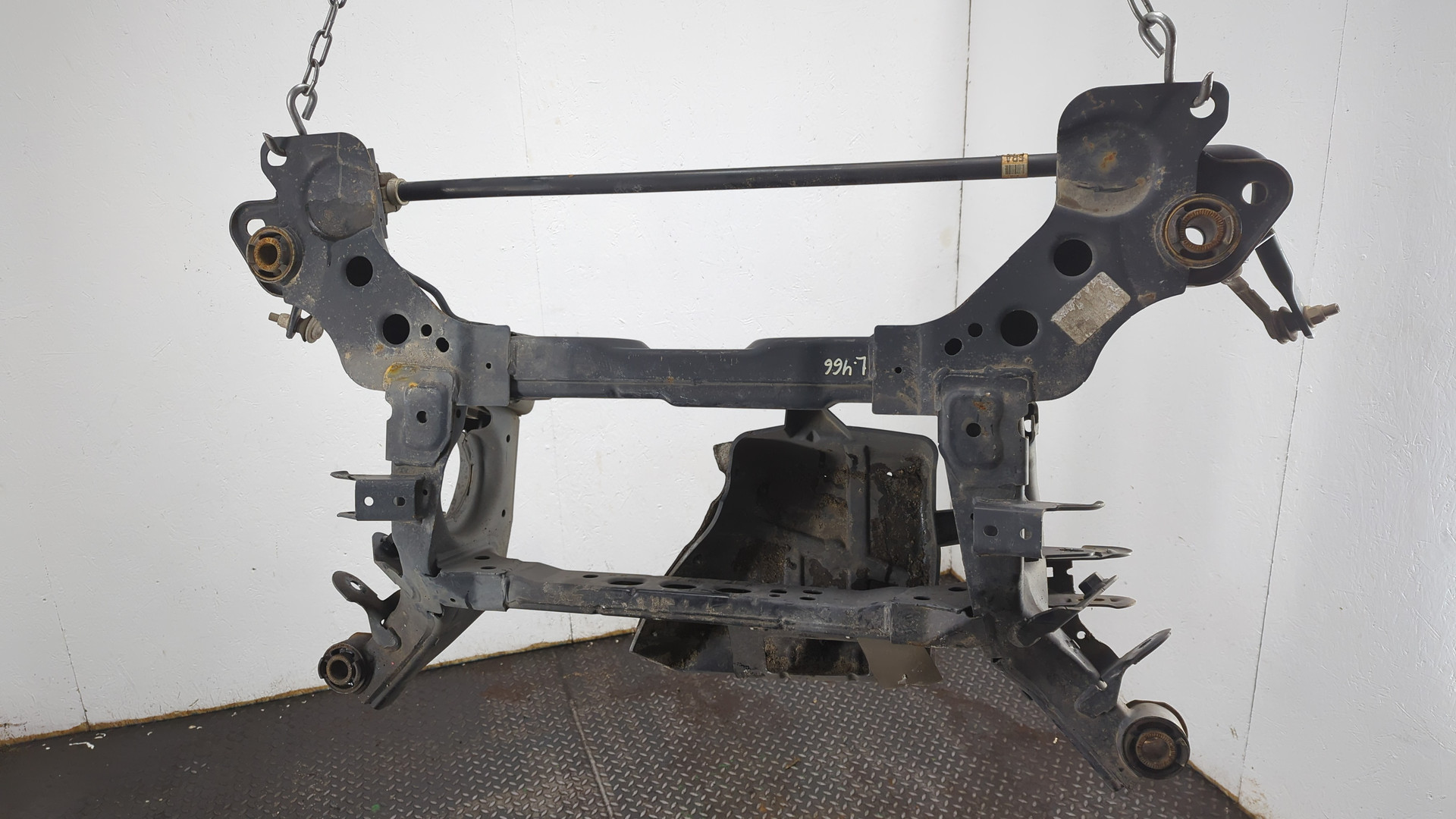 Балка задняя