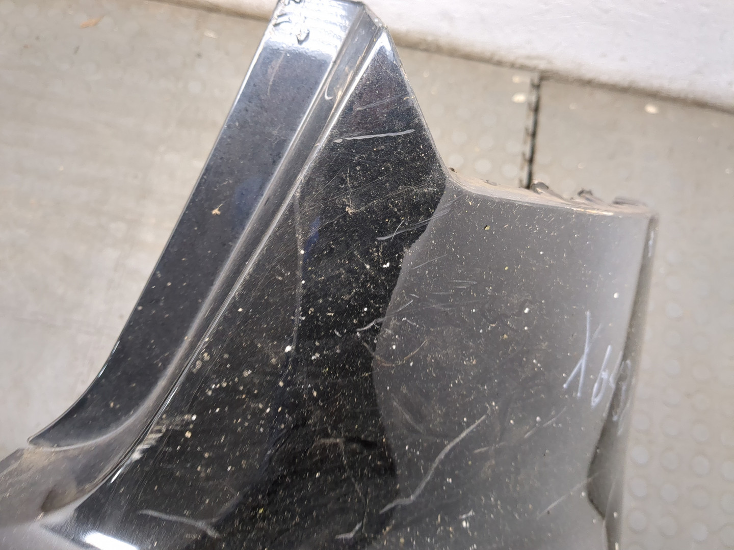 Бампер задний