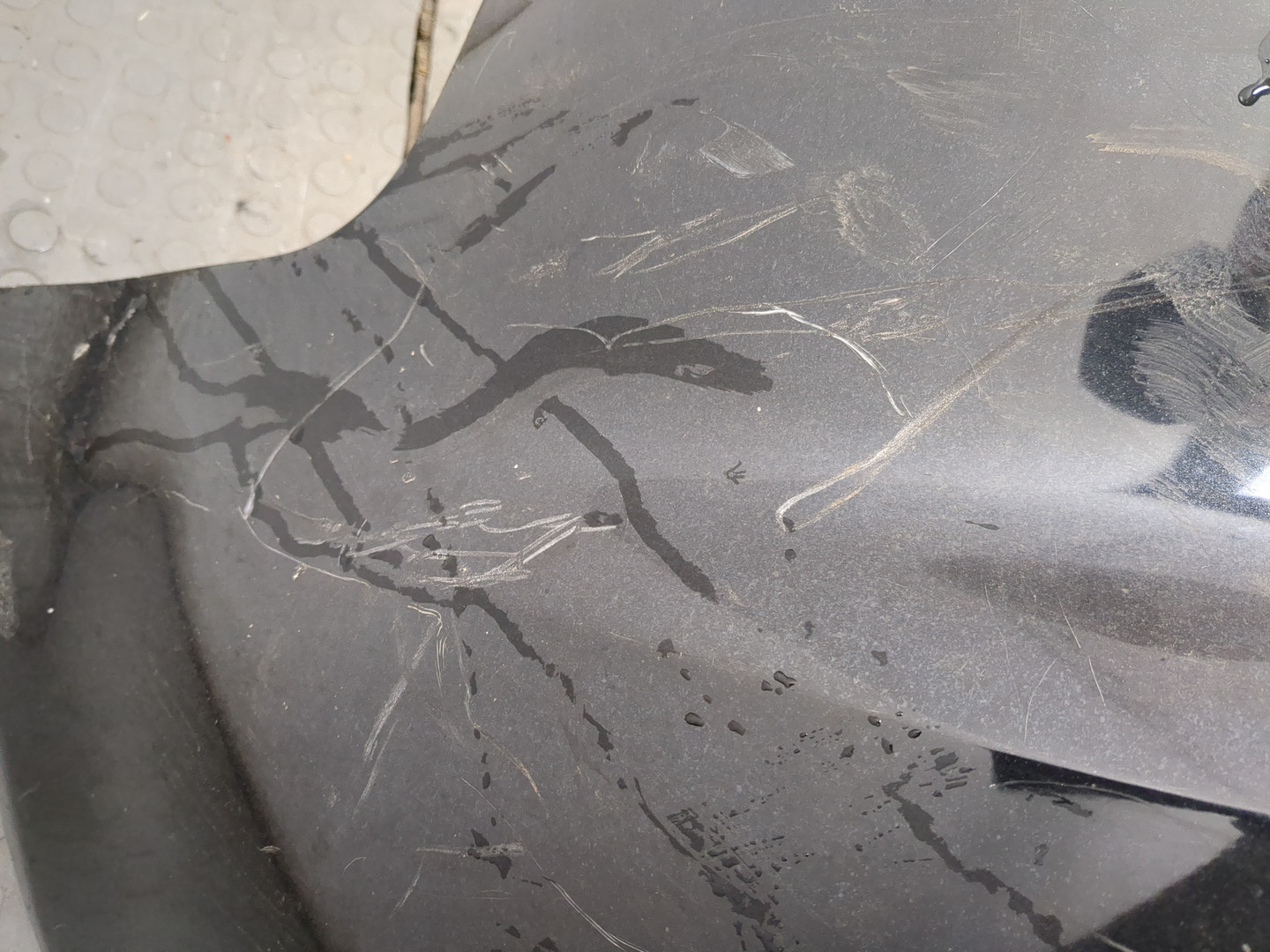 Бампер задний