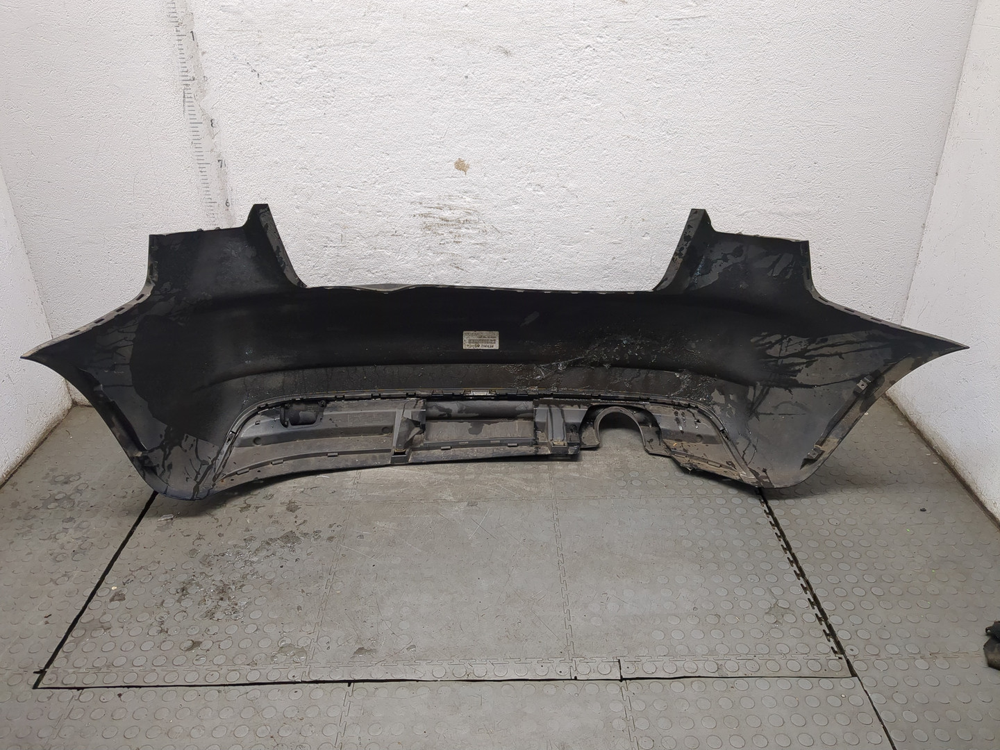 Бампер задний